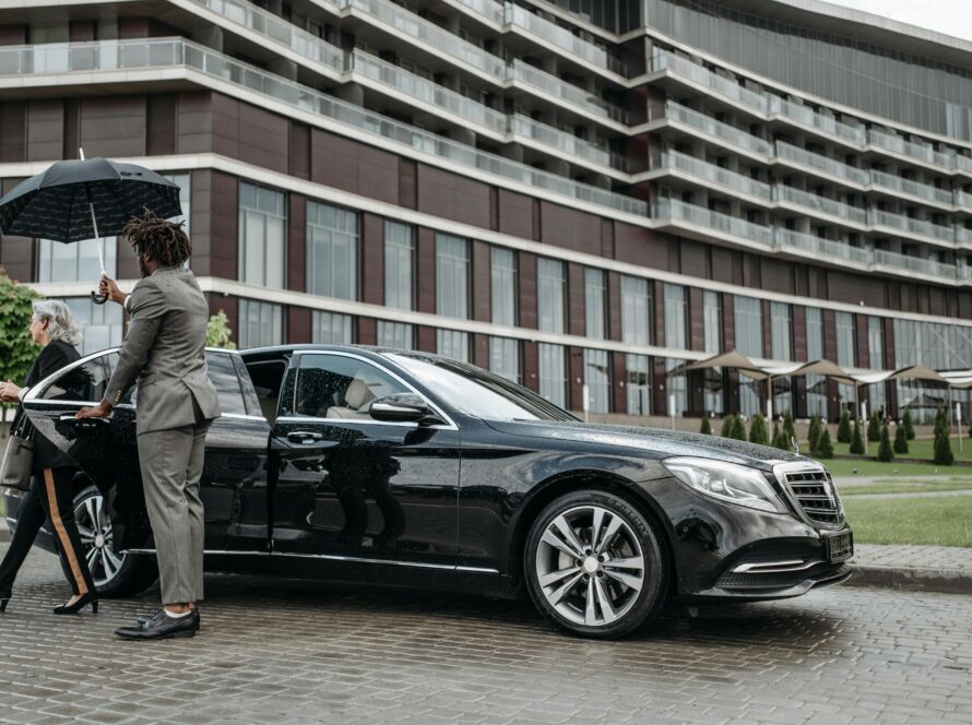 Flughafentransfer Karlsruhe Shuttle Service direkt am Terminal